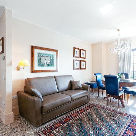 Deluxe Apartments Lagoon View Venesia Bagian luar foto