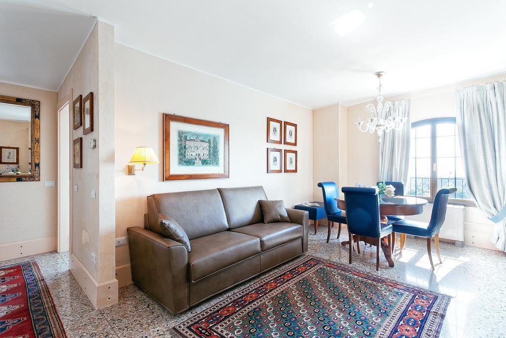 Deluxe Apartments Lagoon View Venesia Bagian luar foto