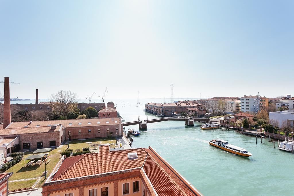 Deluxe Apartments Lagoon View Venesia Bagian luar foto
