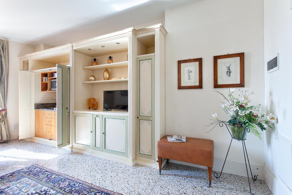 Deluxe Apartments Lagoon View Venesia Bagian luar foto