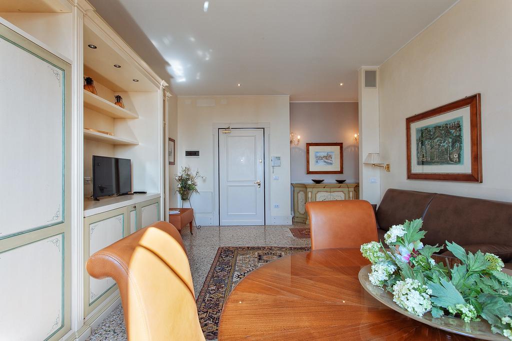 Deluxe Apartments Lagoon View Venesia Bagian luar foto