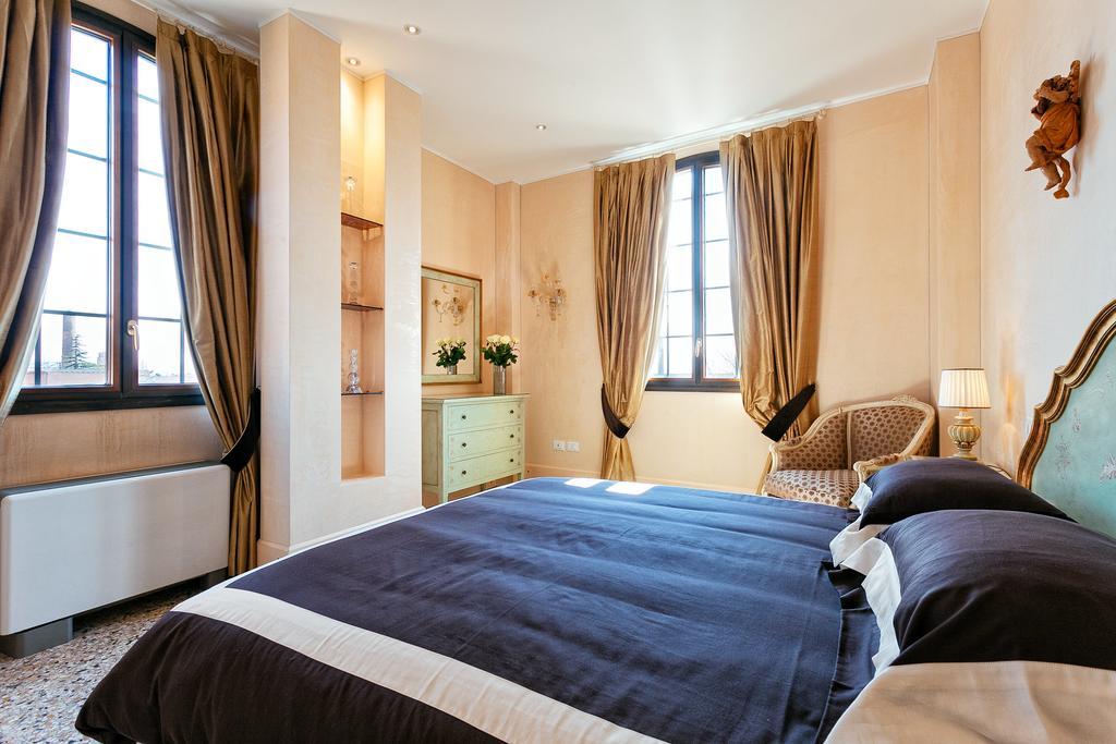 Deluxe Apartments Lagoon View Venesia Bagian luar foto